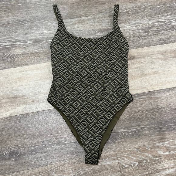 Fendi X Skims monogram One Piece Reversible Swimsuit XS - Picture 4 of 9